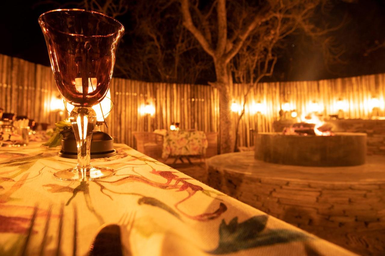 Safari Moon Luxury Bush Lodge 호에드스프뤼트 외부 사진
