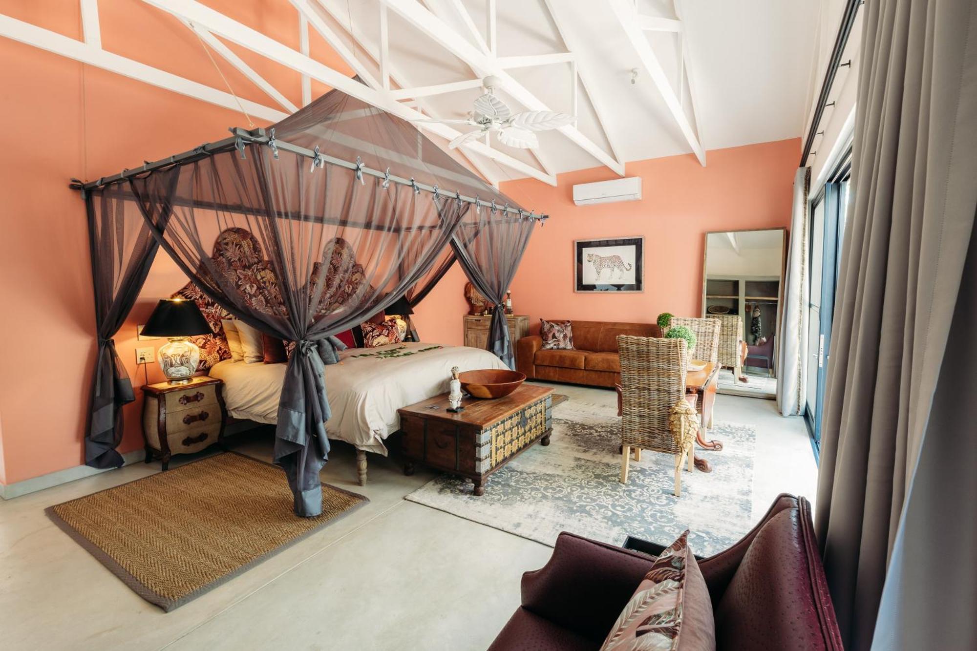 Safari Moon Luxury Bush Lodge 호에드스프뤼트 외부 사진