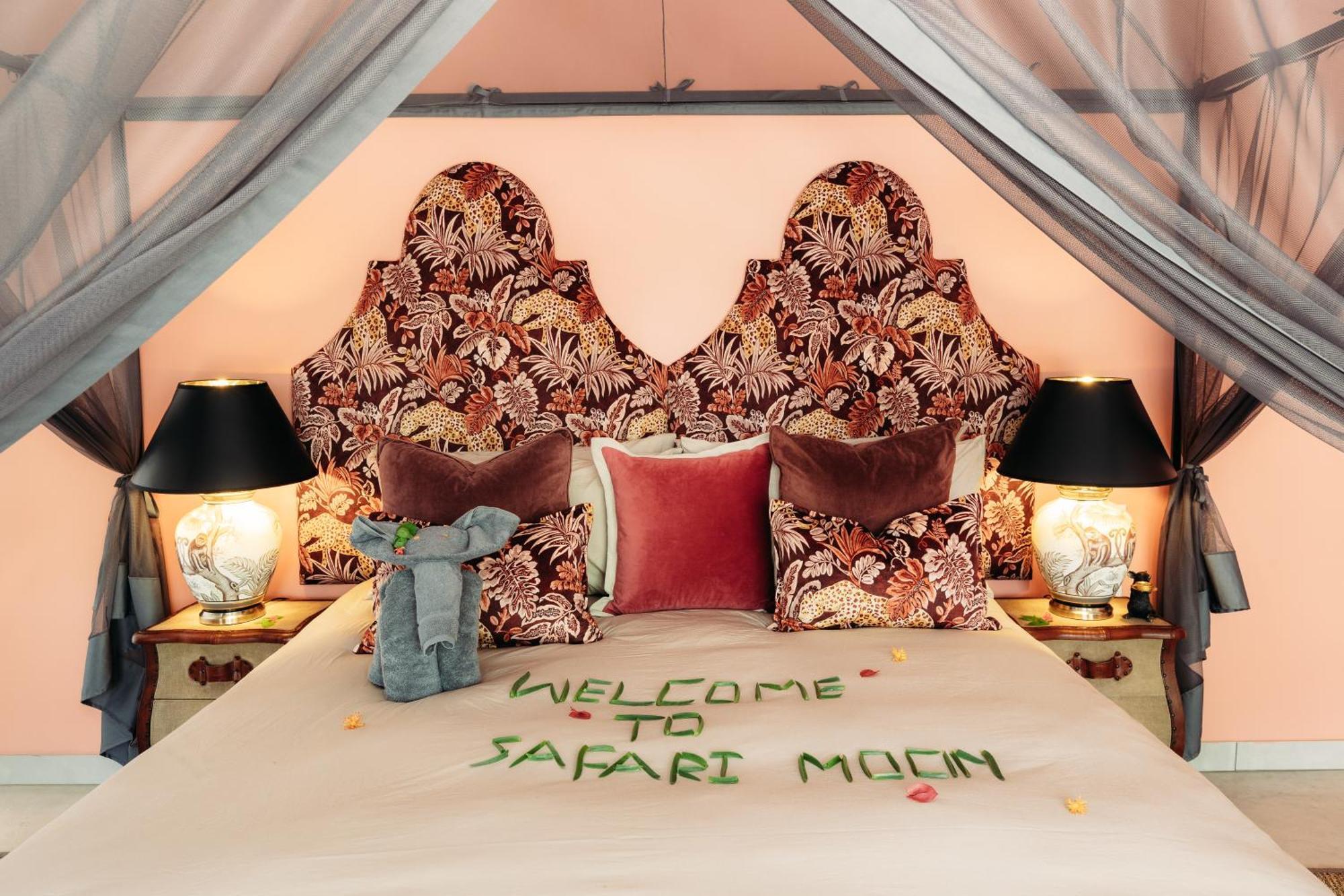 Safari Moon Luxury Bush Lodge 호에드스프뤼트 외부 사진